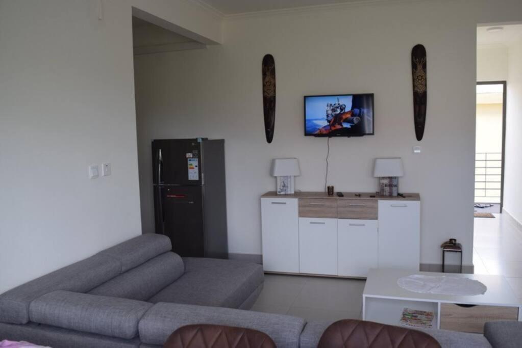 Westside Holidays Flic En Flac Beach Exterior foto